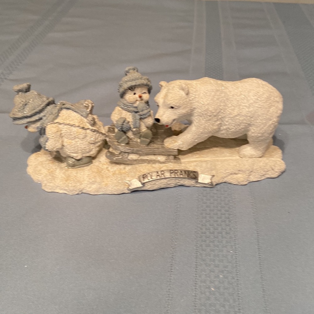 2000 Snow Buddies: Polar Pranks figurine